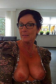 grannyporn84.jpg