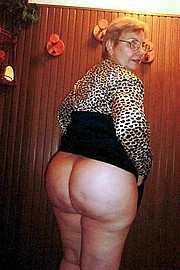 big_granny_pussy320.jpg