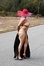 big_granny_pussy95.jpg