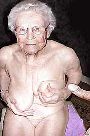 big_granny_pussy447.jpg