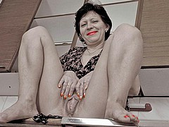 grannyporn0403.jpg