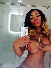 hot selfie