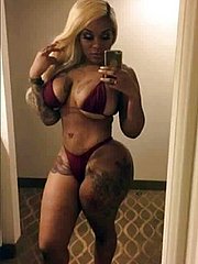 sexy selfie