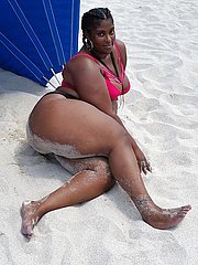 beautiful fat black girl