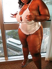 fat ebony amateur