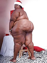 plump black girl