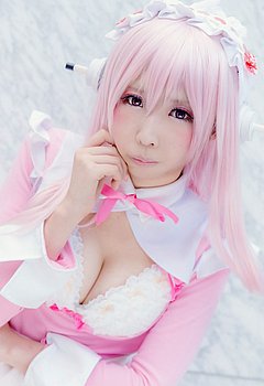 beautiful cosplay