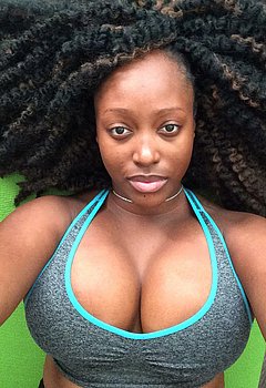 ebony selfie