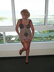 mature in stockings