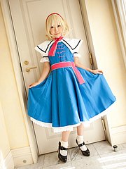 beautiful cosplay girl