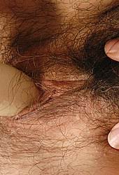 hairy-in-red16.jpg