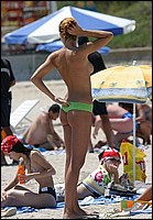 Click HERE to see more young boobs!